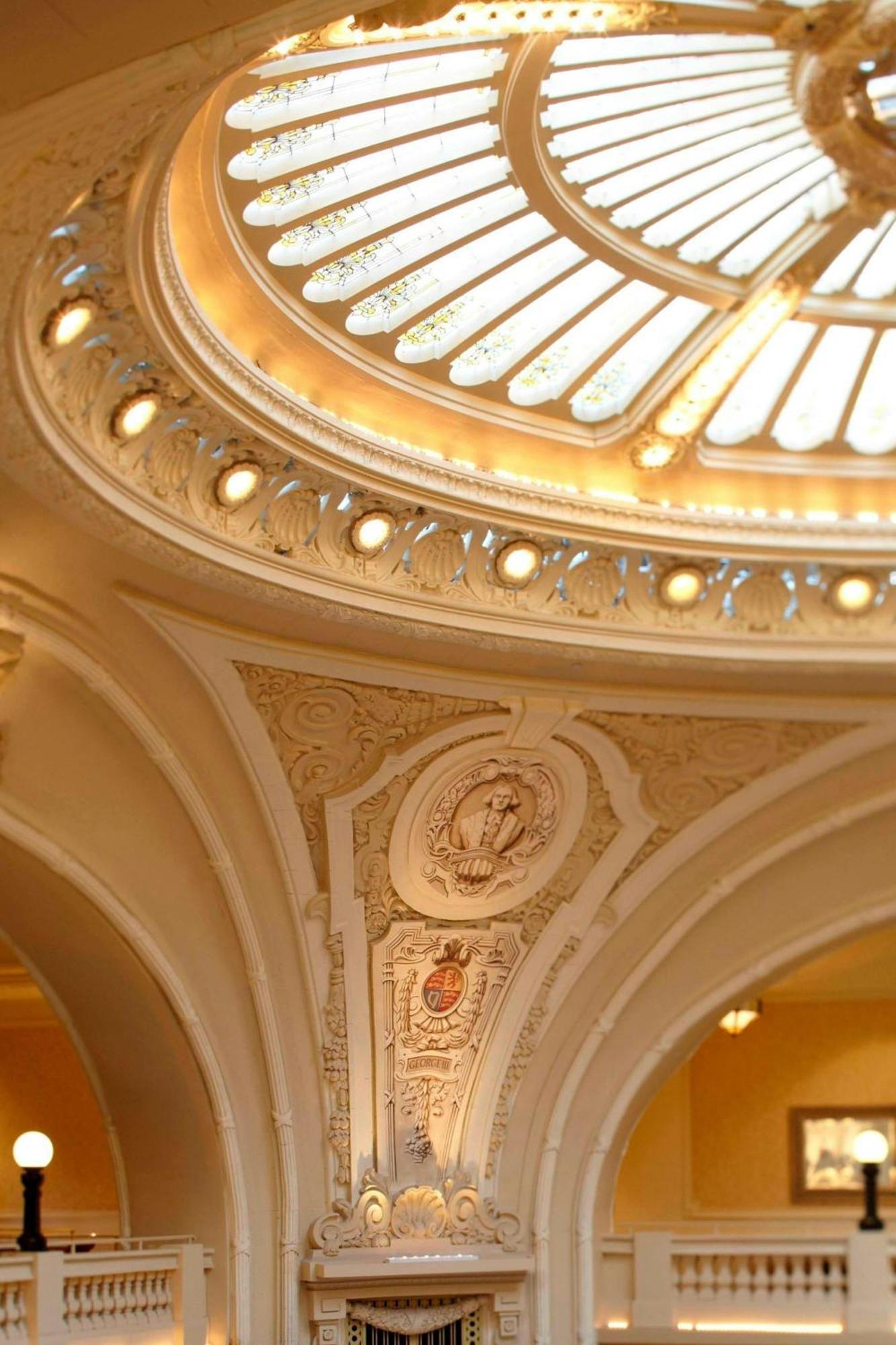 The Battle House Renaissance Mobile Hotel & Spa Dış mekan fotoğraf