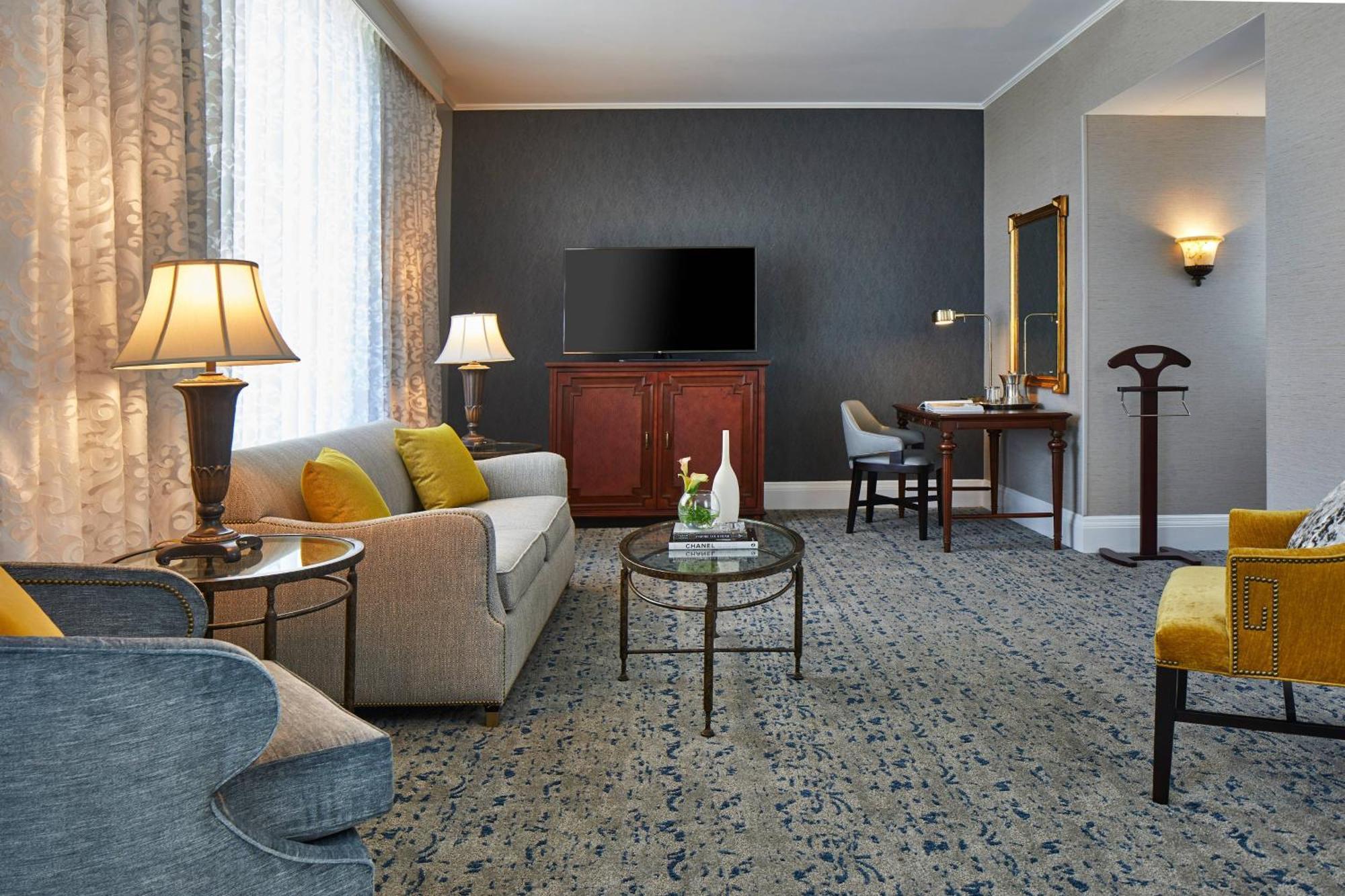 The Battle House Renaissance Mobile Hotel & Spa Dış mekan fotoğraf