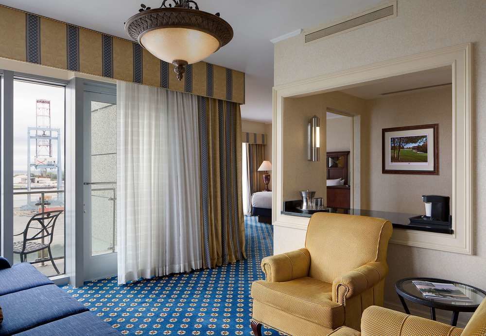 The Battle House Renaissance Mobile Hotel & Spa Dış mekan fotoğraf