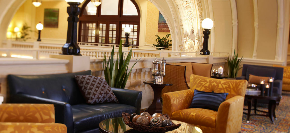 The Battle House Renaissance Mobile Hotel & Spa Dış mekan fotoğraf